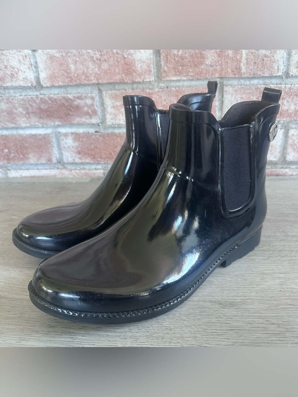Michael Kors Rain Boots Booties Ankle Black Women’s 10 Logo Rubber Casual
